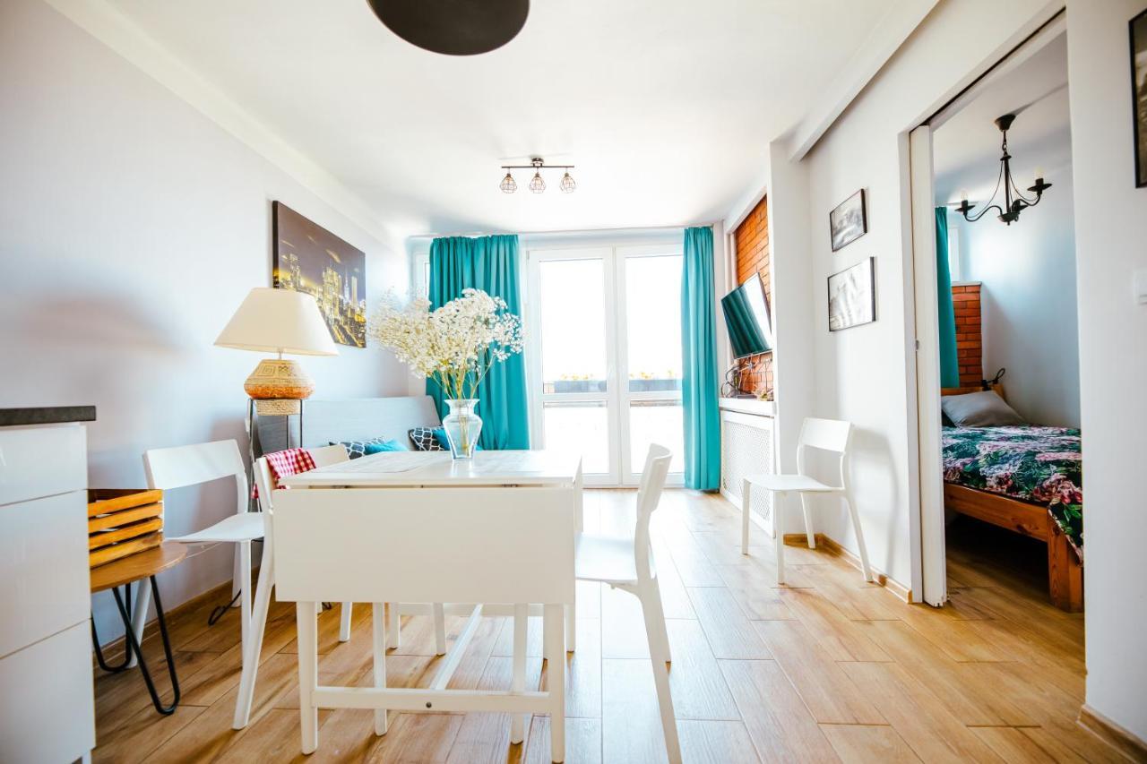 Bright 14Th Floor Central Home With Balcony & Views وارسو المظهر الخارجي الصورة